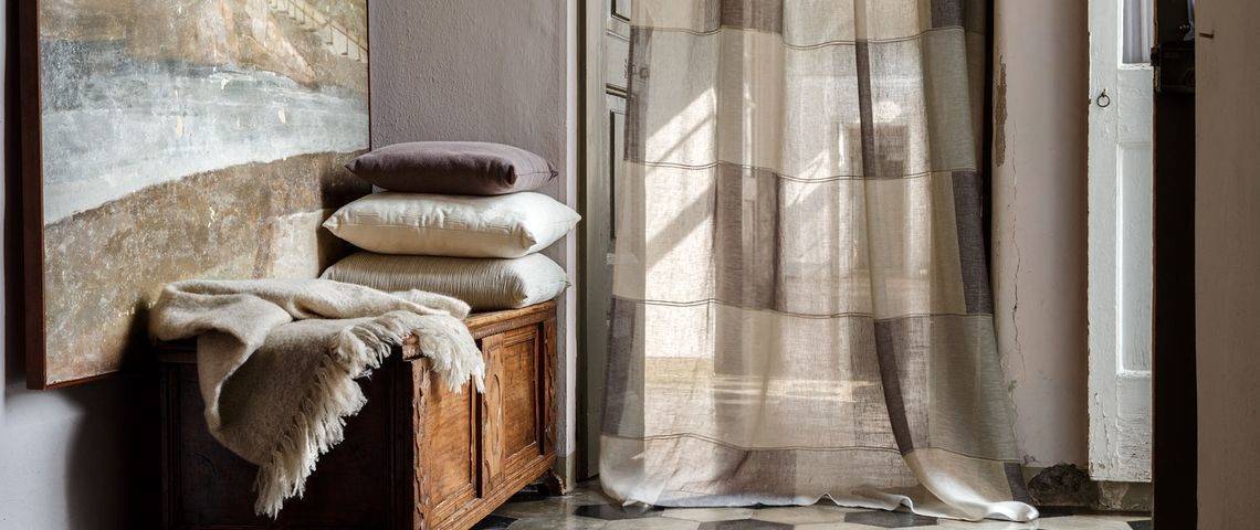 Badezimmer Vorhang: stilvoller Tagesvorhang Leinen-Optik weiss und braun