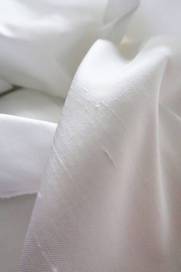 Seiden-Optik AIM Fischbacher 1819 Stoffmuster Nachtvorhang weiss Seiden-Optik AIM Fischbacher 1819 Stoffmuster Nachtvorhang weiss