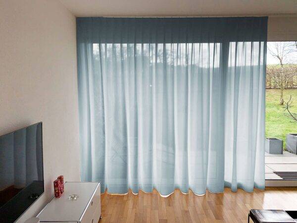 Transparenter Tagvorhang OPTIMA nach Mass Pastellblau