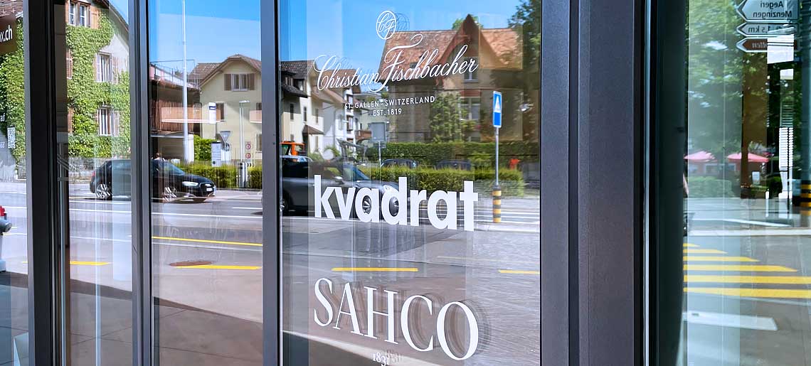 Vorhangmanufaktur Showroom Baar: Kvadrat, Christian Fischbacher, Sahco, FR-One