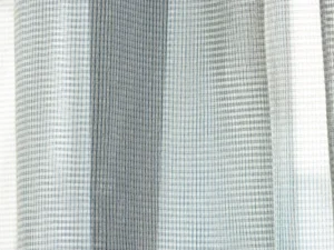 Soft Ligth von Kvadrat Stoffmuster Tagesvorhang